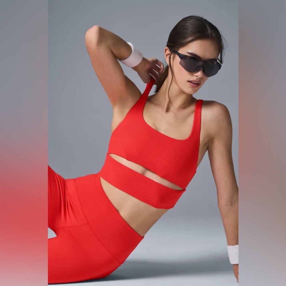 Alo Yoga Slit Bra Red Hot Summer S - Picture 2 of 8
